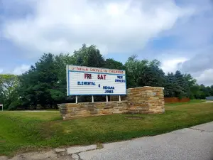 5 Mile Drive in Movie Theater