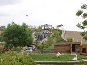 Qazvin Zoo (Nature Village)