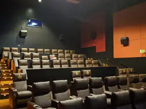 AMC West End Pointe 8