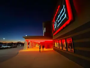 Cinemark Oakley Station and XD