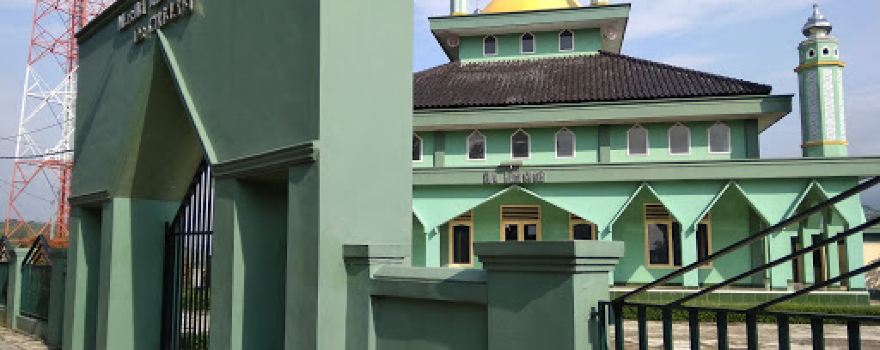 Masjid Jami Al Imam Desa Cikidang