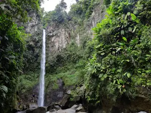 Sari-Sari Waterfall