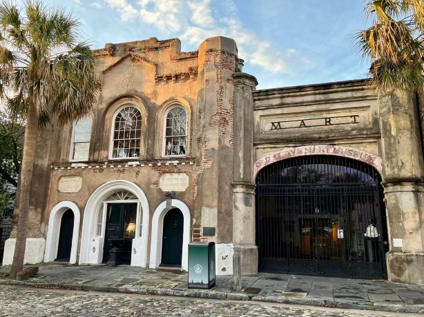Old Slave Mart Museum
