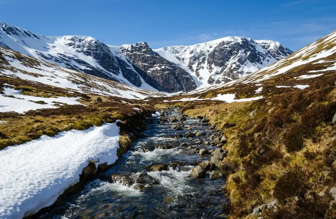 Hotels near Creag Meagaidh National Nature Reserve