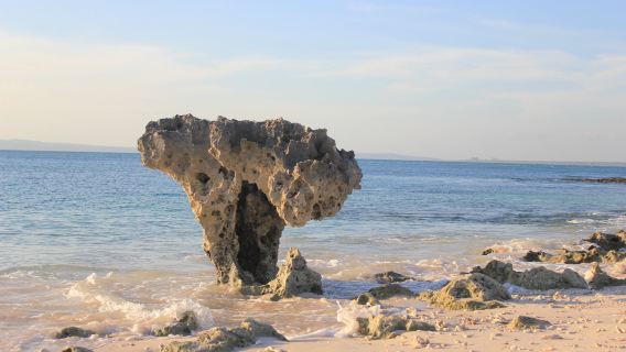 Pantai Tablolong