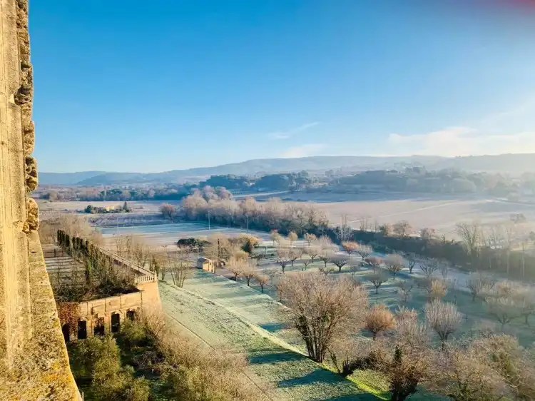 Hotels in La Tour-d'Aigues