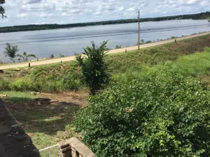 Пони Батхаус