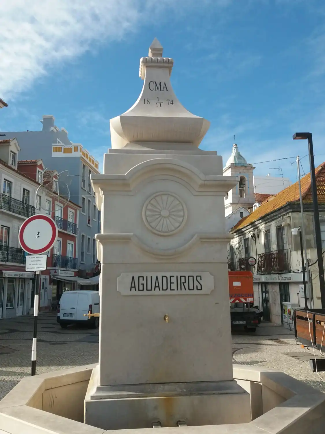 Hotels near Chafariz de Cacilhas