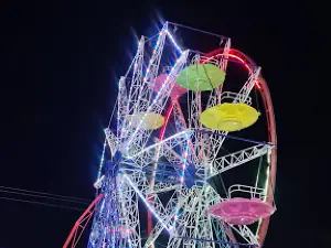 Dinos Luna Park