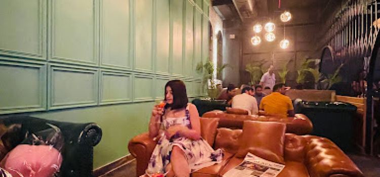 Black Club and Cafe