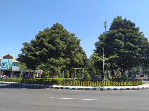 Bondowoso Station