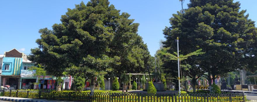 Bondowoso Station