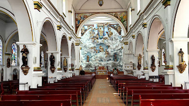 Plaza Central Parque de Los Presidentes