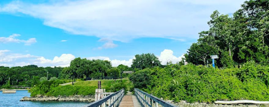 Fleischmann Pier Park