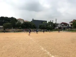 Sân Vận Động Cẩm Khê