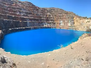Mary Kathleen abandoned uranium mine