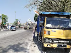 Patung Diponegoro Bundaran Getas
