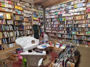 Montolieu - Village du livre