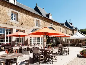 Les Ormes, Area & Resort