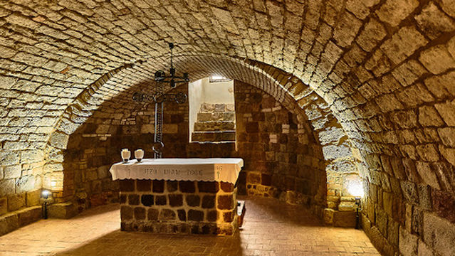 Klasztor Zakonu Braci Mniejszych Kapucynów, parafia pw. św. Jana Apostoła w Mogilnie