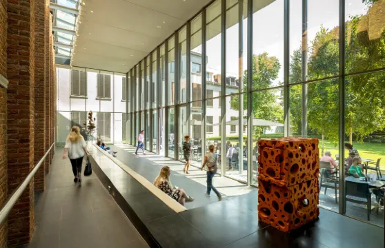 斯海爾託亨博思