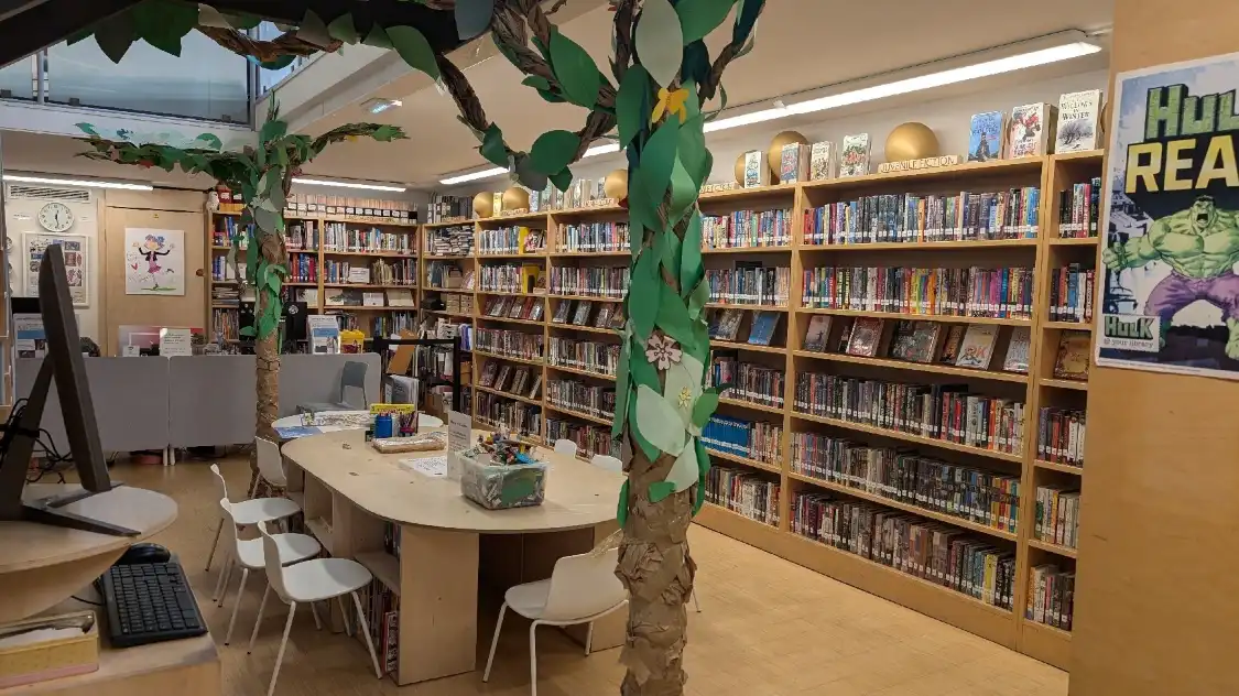 Hotels in der Nähe von American Library