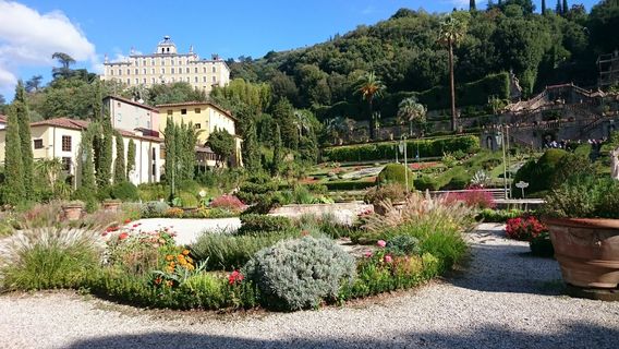 Storico Giardino Garzoni -  Casa delle Farfalle