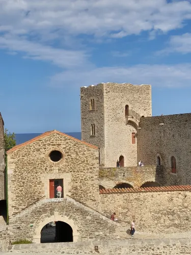 The Royal Castle (Chateau Royal)