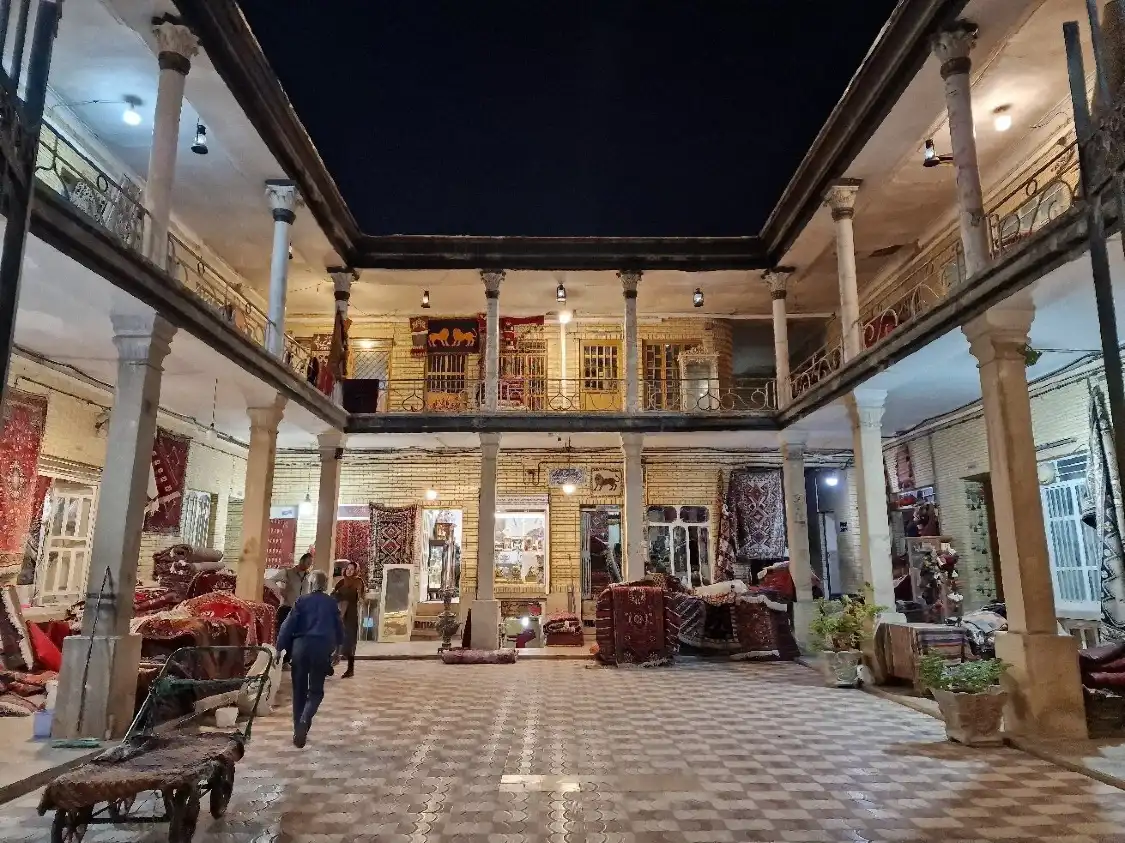 Hotel in zona Bagno Vakil