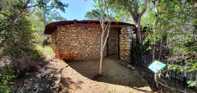 Hotels in The Caves