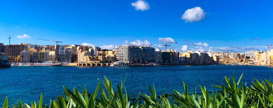 Ġnien Indipendenza