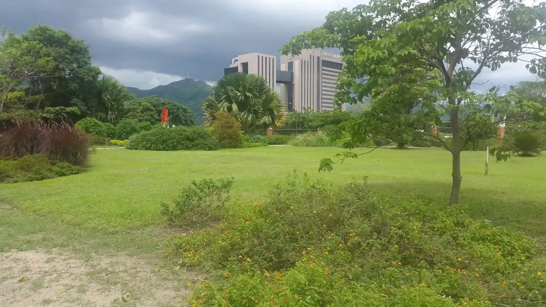 Hotels near Naguanagua Botanical Garden