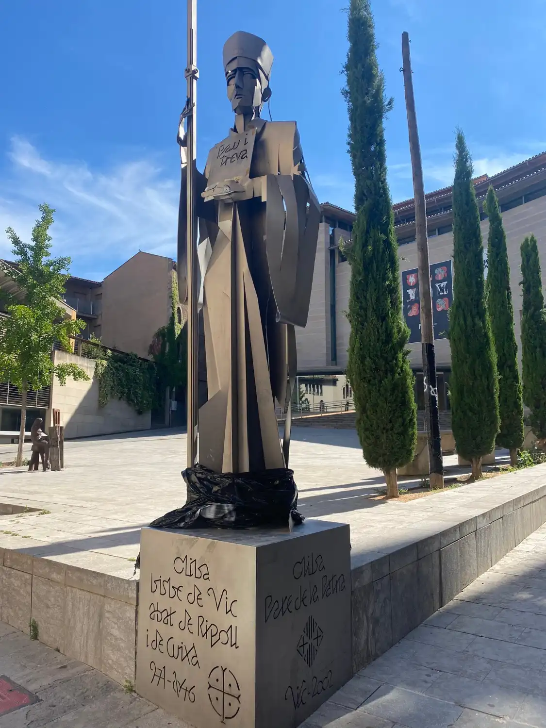 Отели рядом с достопримечательностью «Monument a l'abat Oliba a Vic»