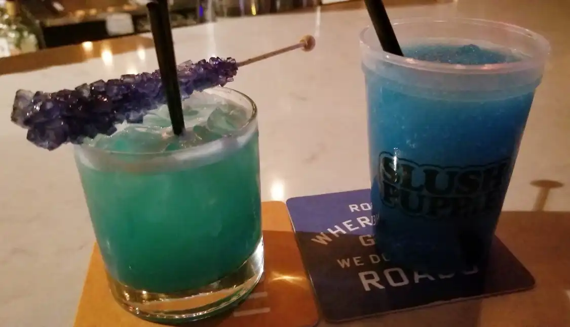 Hotel in zona 16-Bit Bar+Arcade