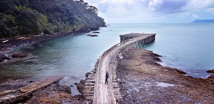 Hotels in Hicks Bay