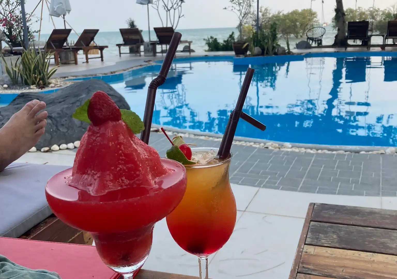 Hotels near Ao Nam Mao Beach