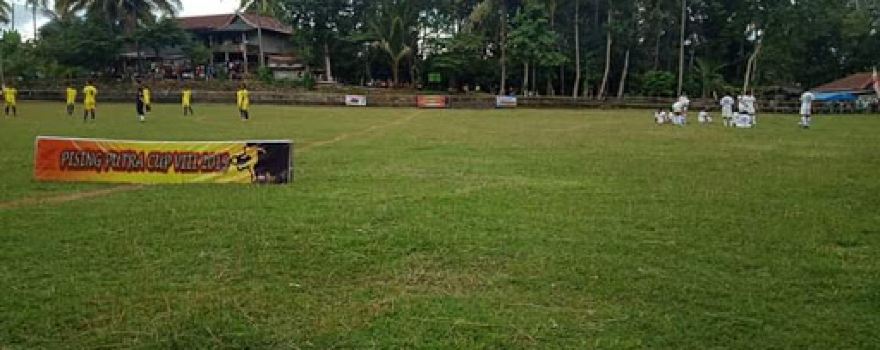 Football Field .. Pising