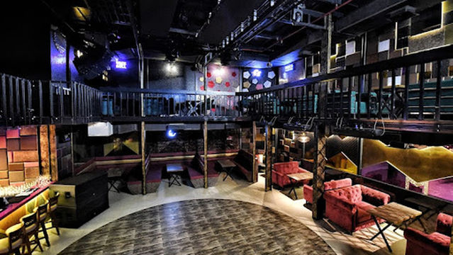 Zarza Club and Terrace Jaipur