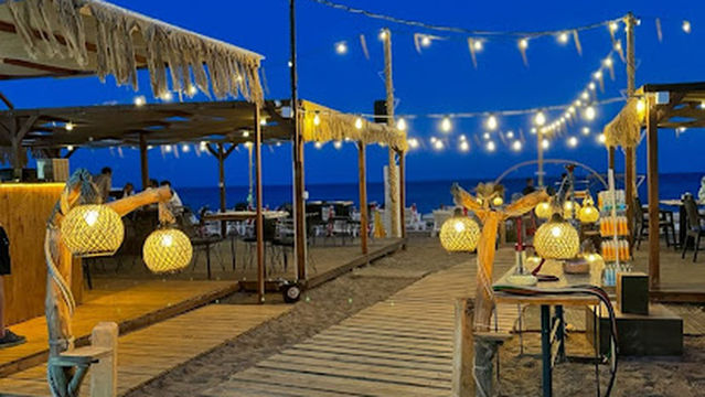 Amoor Beach Restaurant