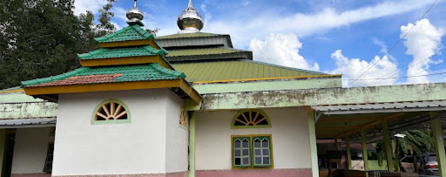 Masjid Al-Mukarromah Sungai Guci MuBa