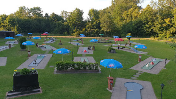 Minigolf & Biergarten am Schloß