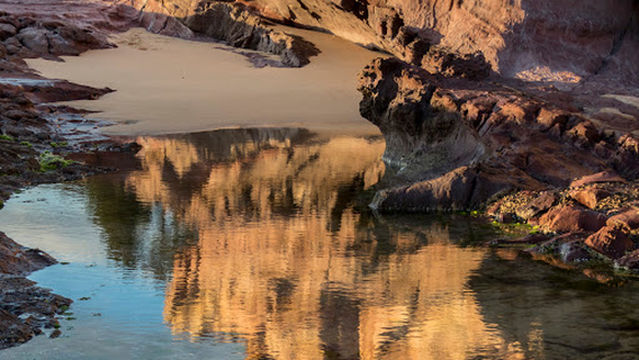 Aslings Beach Rock Pool