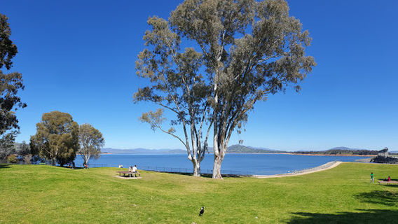 Hume Dam