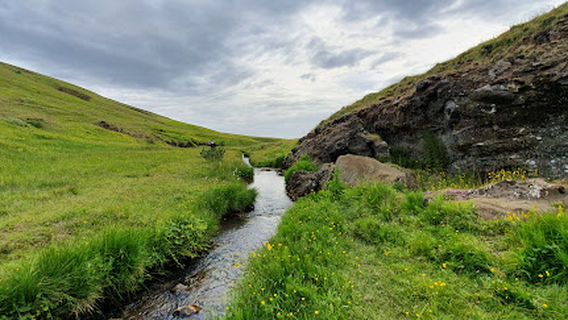Efra-Hvolshellar