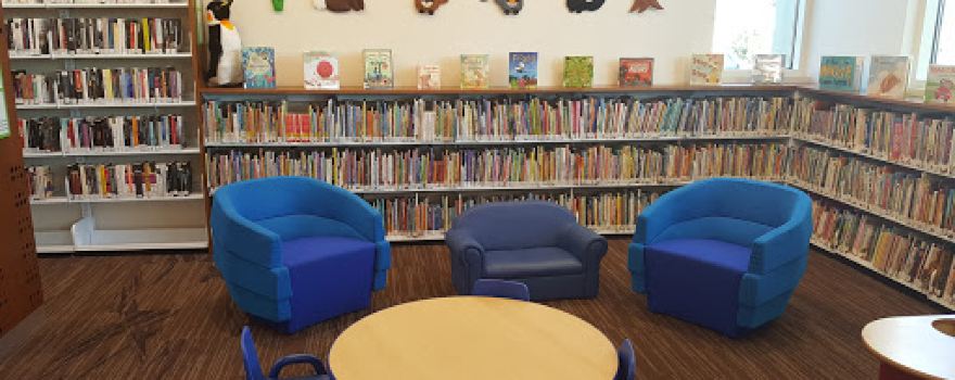 Los Nietos Library