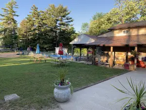 Buffalo Lake Camping Resort