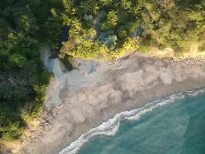 Playa Barco Quebrado