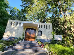Magellan's Cross