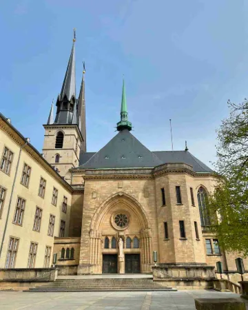 Notre Dame Cathedral (Cathedrale Notre Dame)