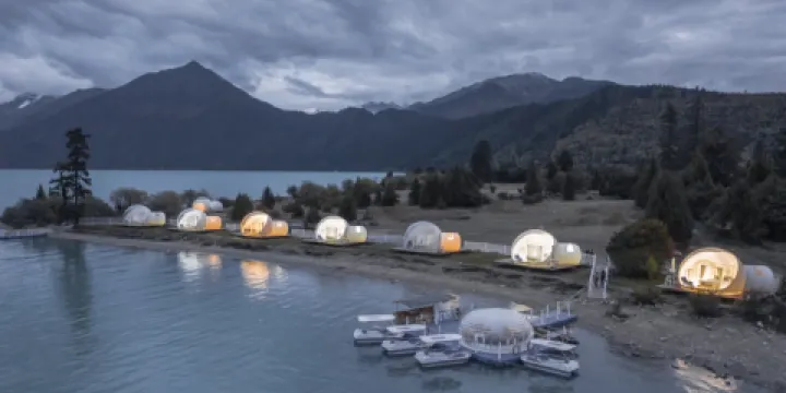 巴松措星空户外泡泡帳篷營地